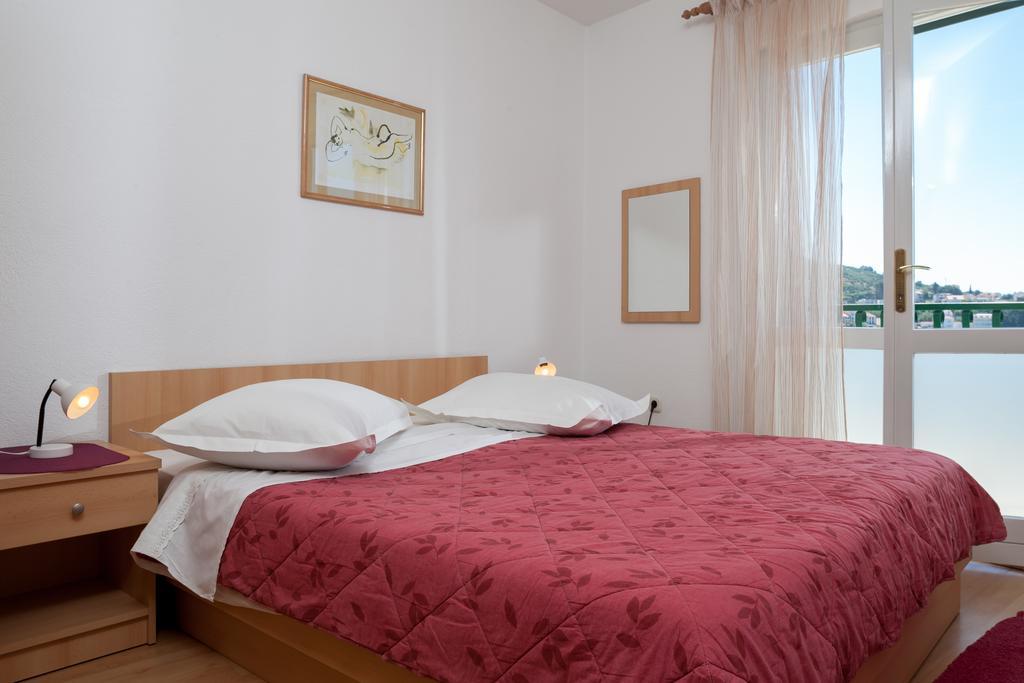 Apartments Waterfront Ivan Podgora Room photo